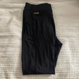 lolë leggings w/ pockets